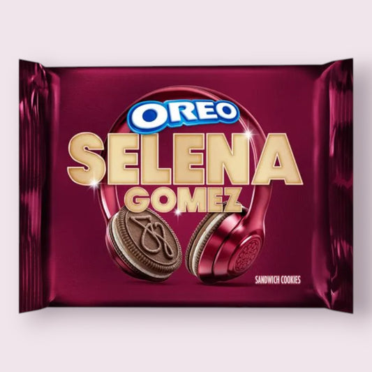 Selena Gomez Oreos Pixie Candy Shoppe